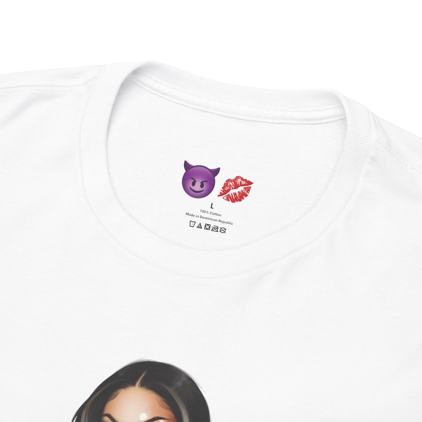Mala Mía Unisex Tee